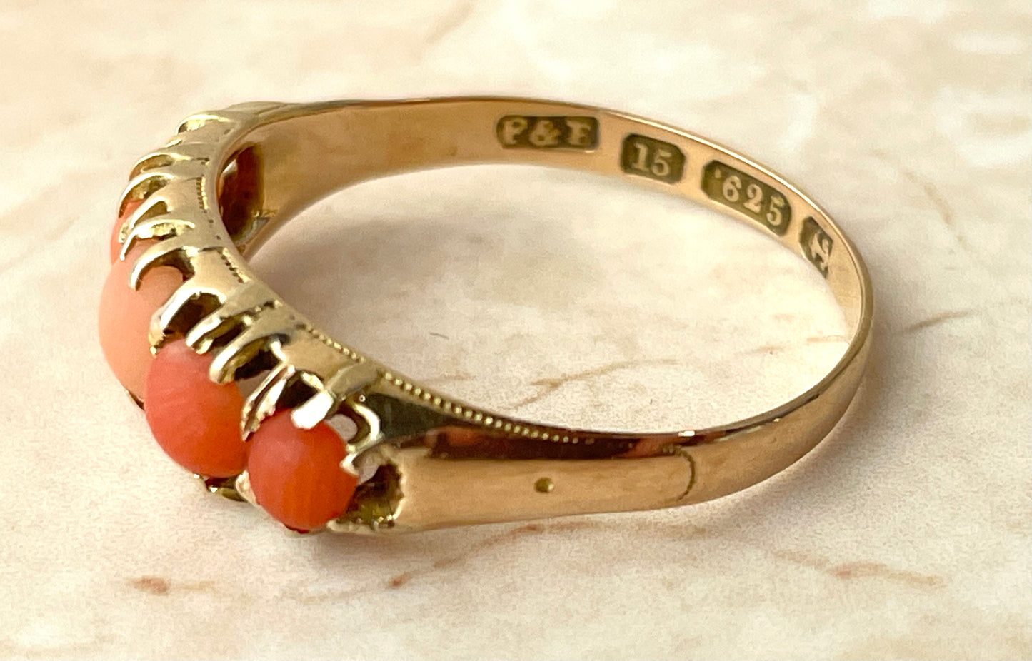 Antique 15ct Gold Coral Ring UK-R