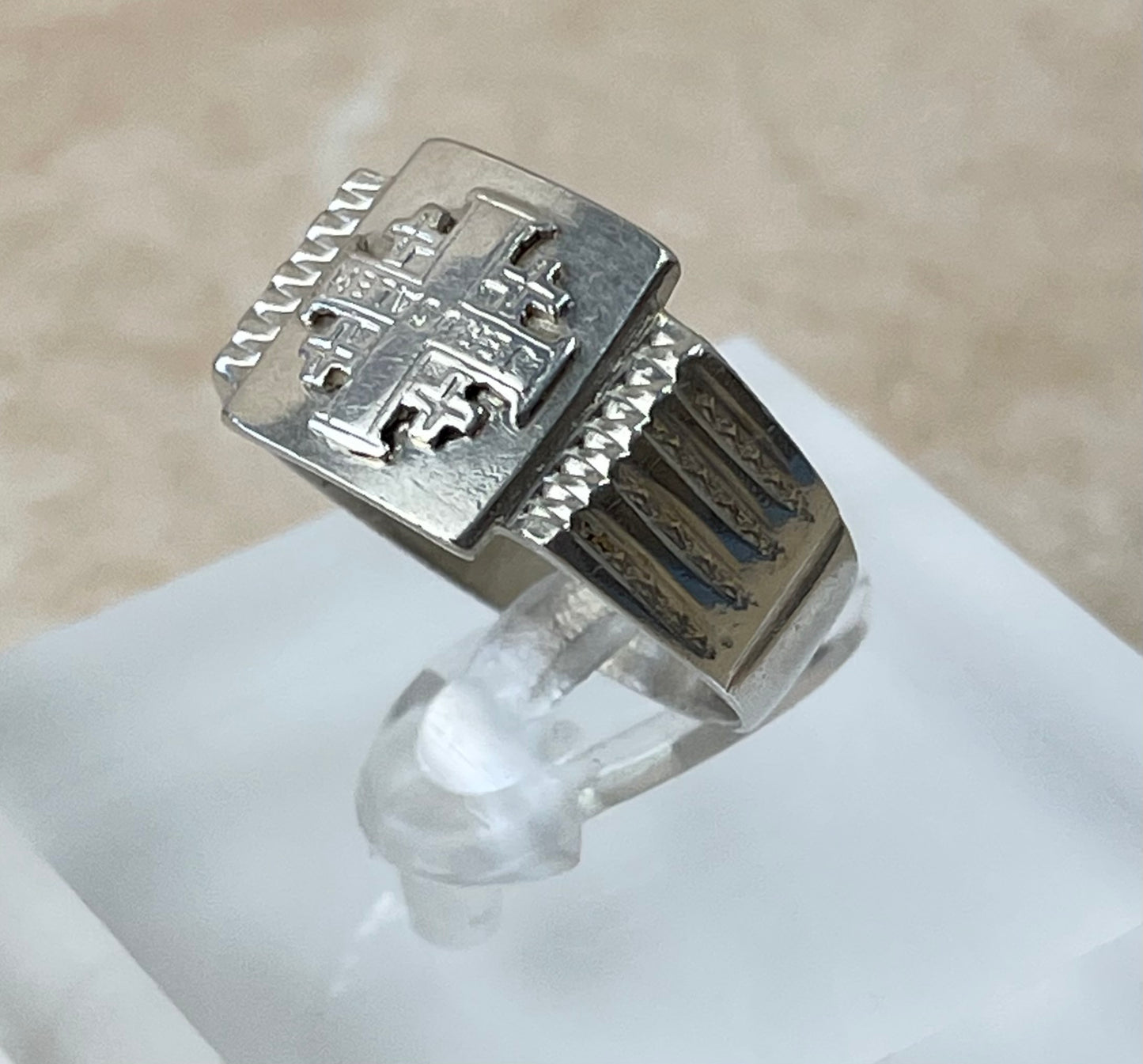 Vintage Men’s silver Jerusalem Signet Ring UK-R