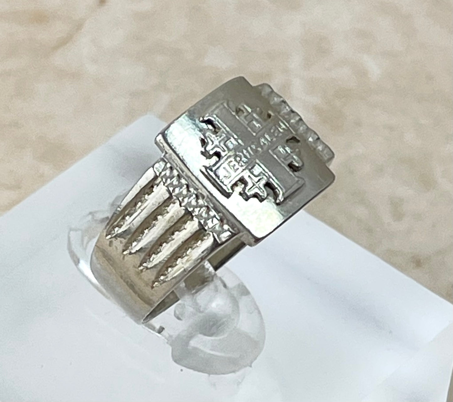 Vintage Men’s silver Jerusalem Signet Ring UK-R