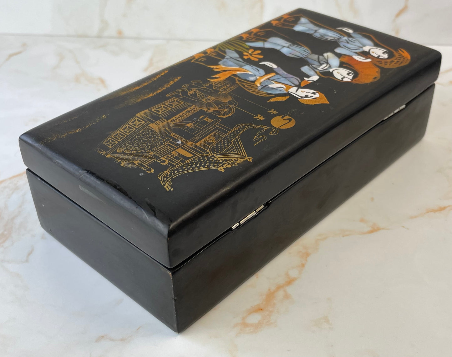 Vintage Oriental Lacquerware & Mother of Pearl Jewellery Box