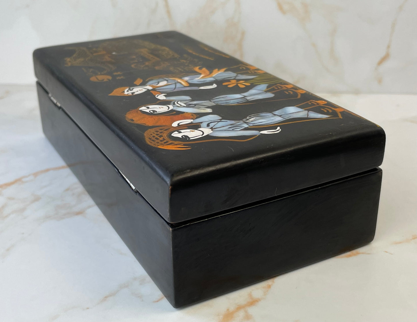 Vintage Oriental Lacquerware & Mother of Pearl Jewellery Box