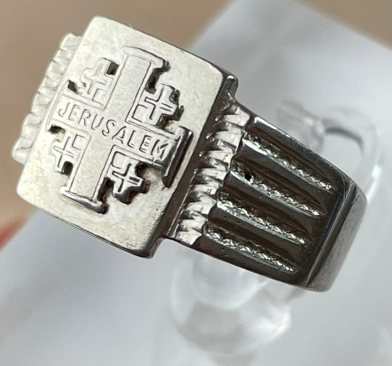 Vintage Men’s silver Jerusalem Signet Ring UK-R