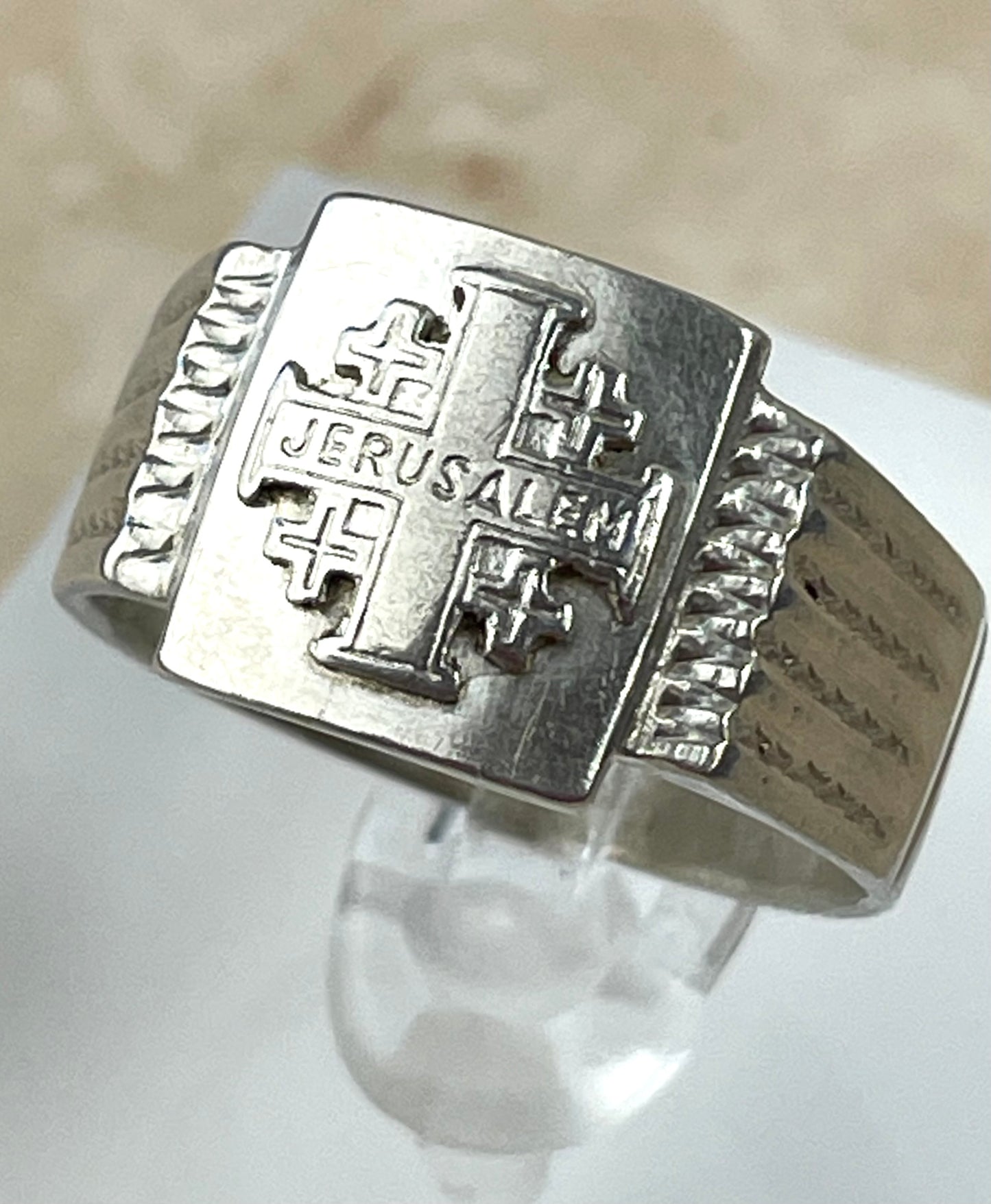 Vintage Men’s silver Jerusalem Signet Ring UK-R